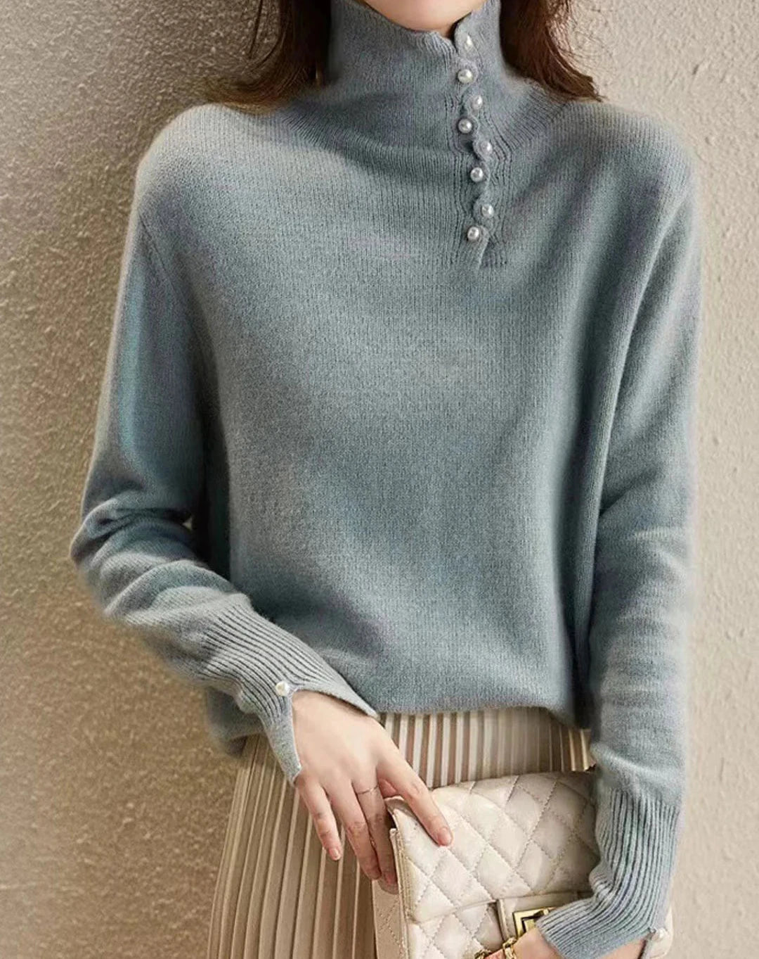 AvaEleganz roll-button sweater