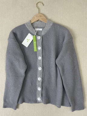 FallStil® - Unique plain grey long sleeve sweater