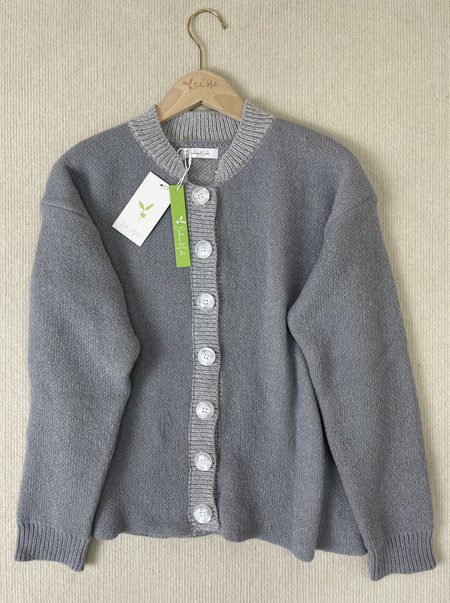 FallStil® - Unique plain grey long sleeve sweater