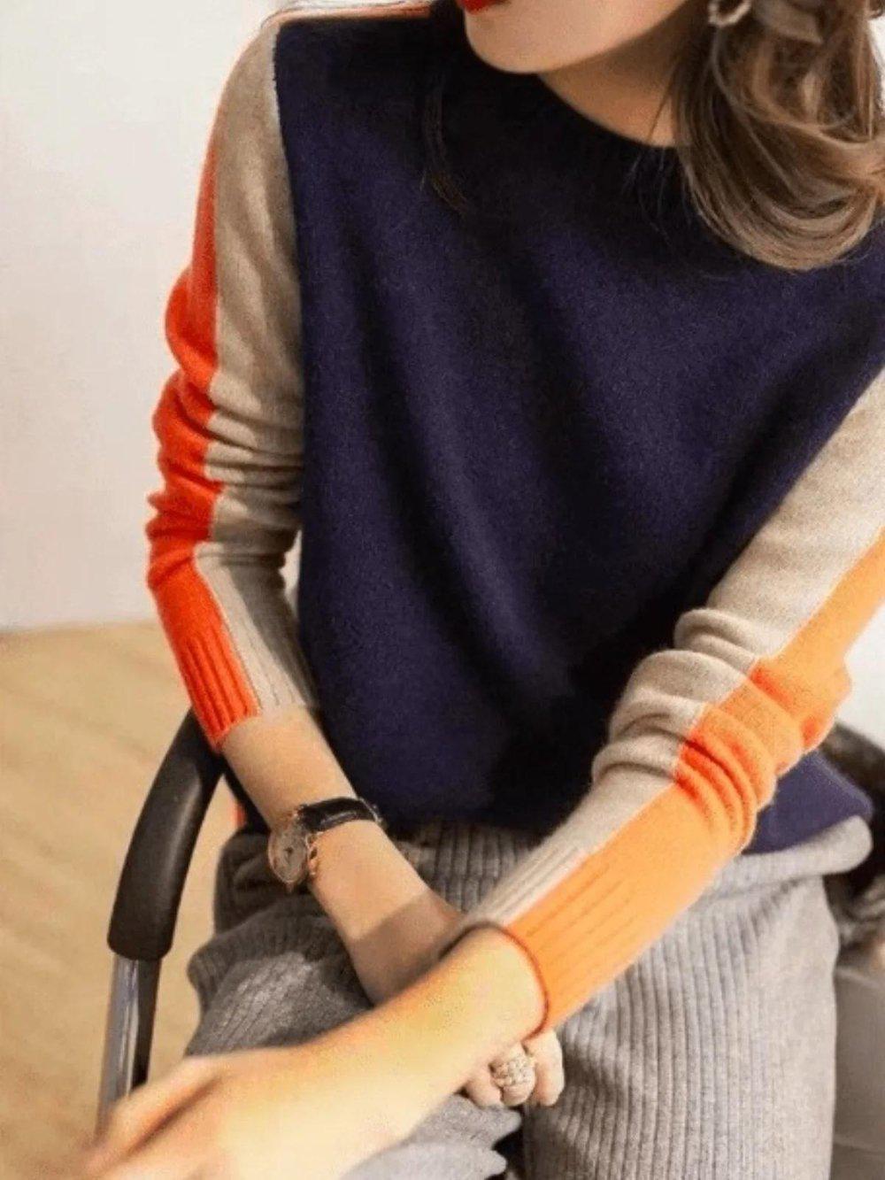 FallStil® - Navy and orange sweater with retro stripes