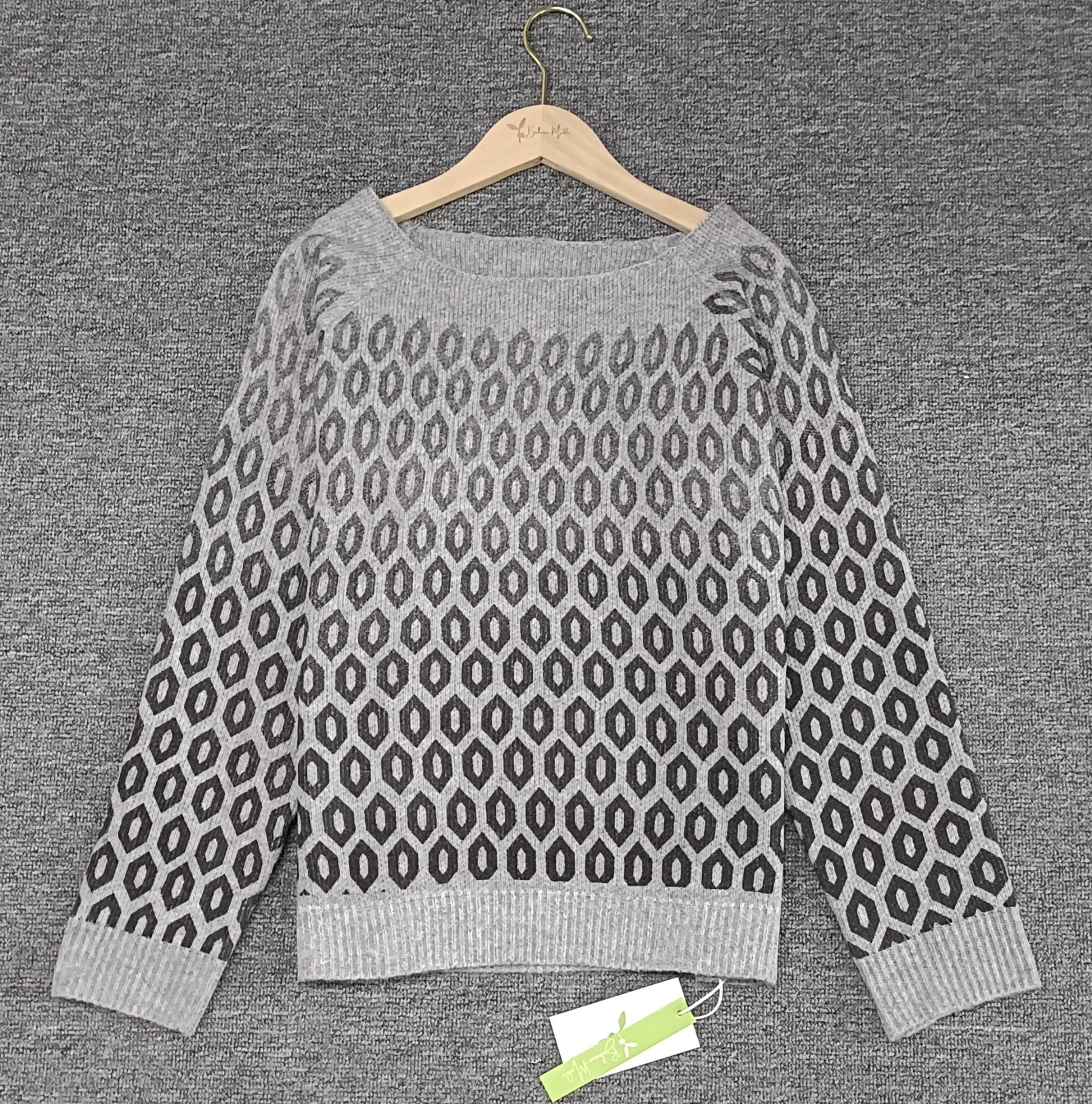 WinterStil® - Ombre grey sweater with geometric pattern