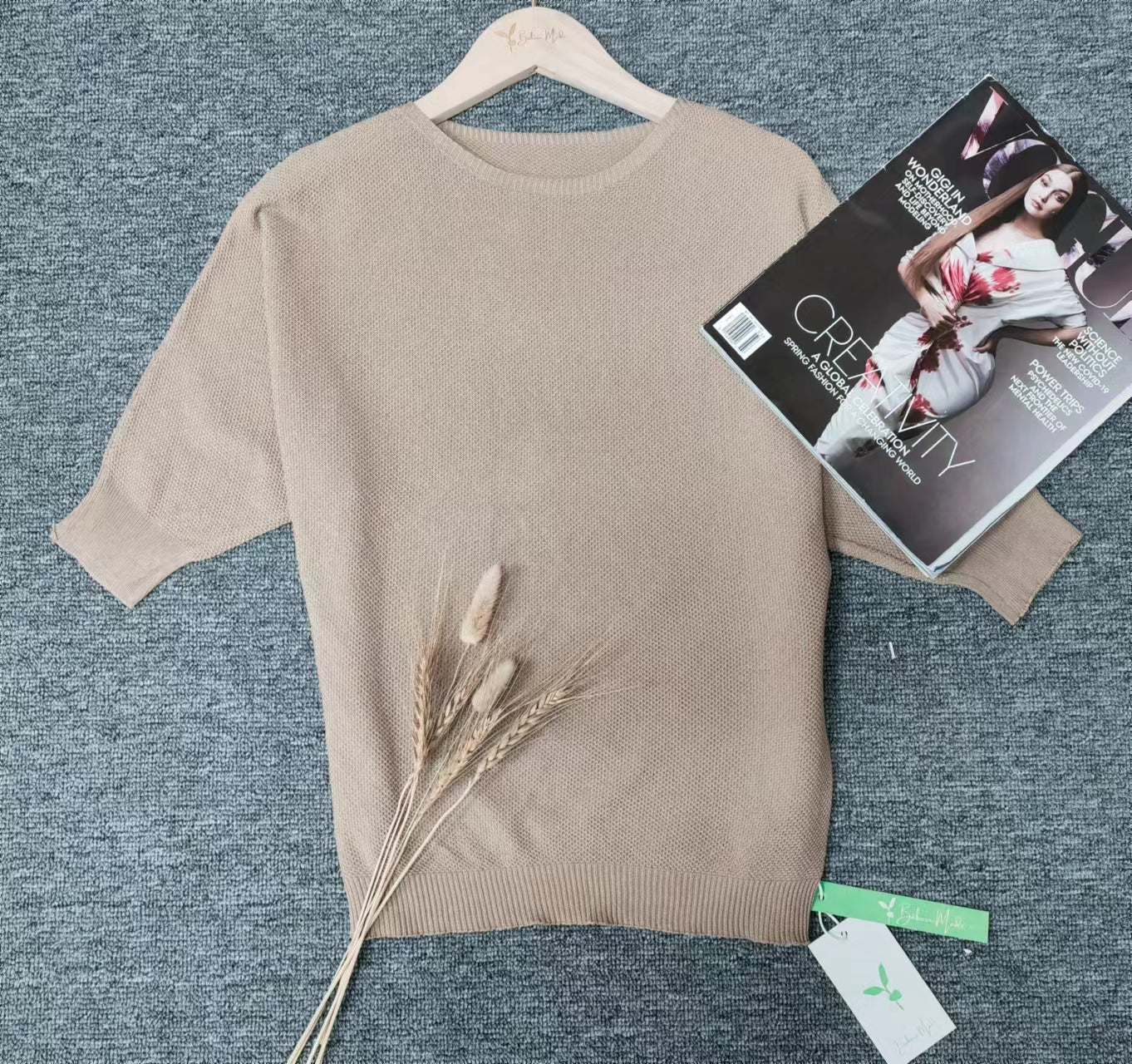 FallStil® - Gold-coloured plain sweater with round neck