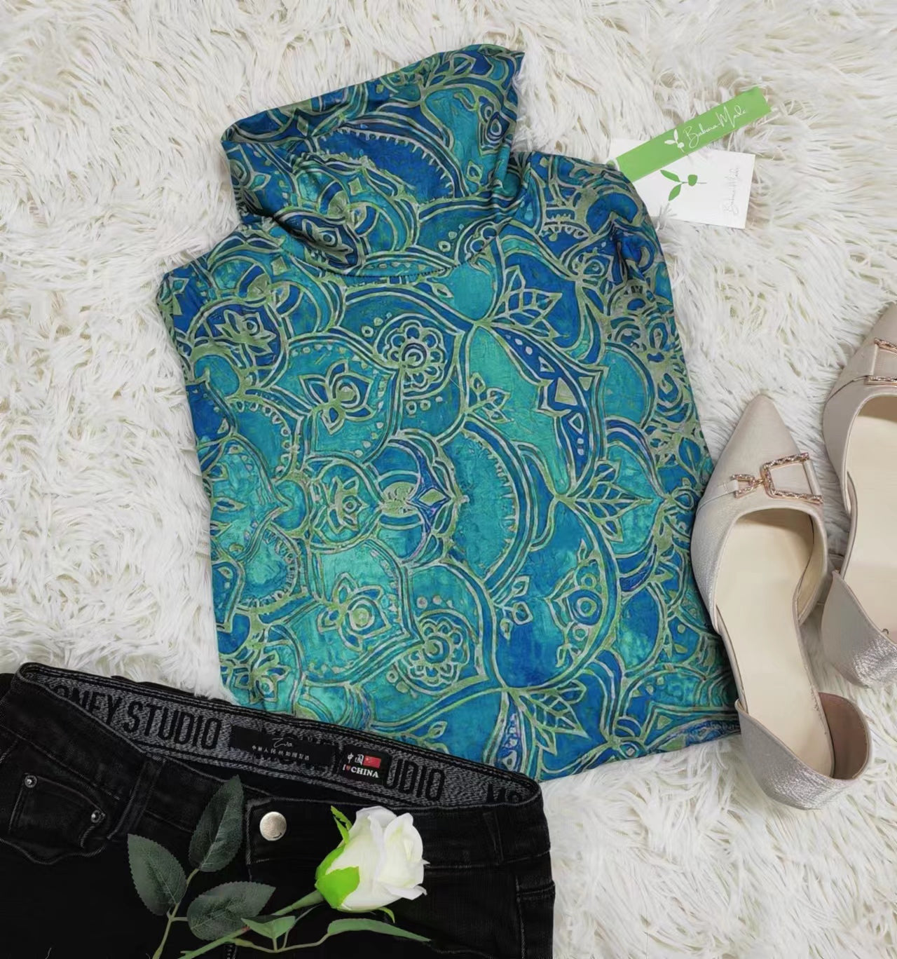 FallStil® - Paisley Green-Blue Ombre Mock Neck Top