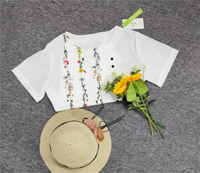 FallStil® - White Floral Vine Short Sleeve Round Neck Top