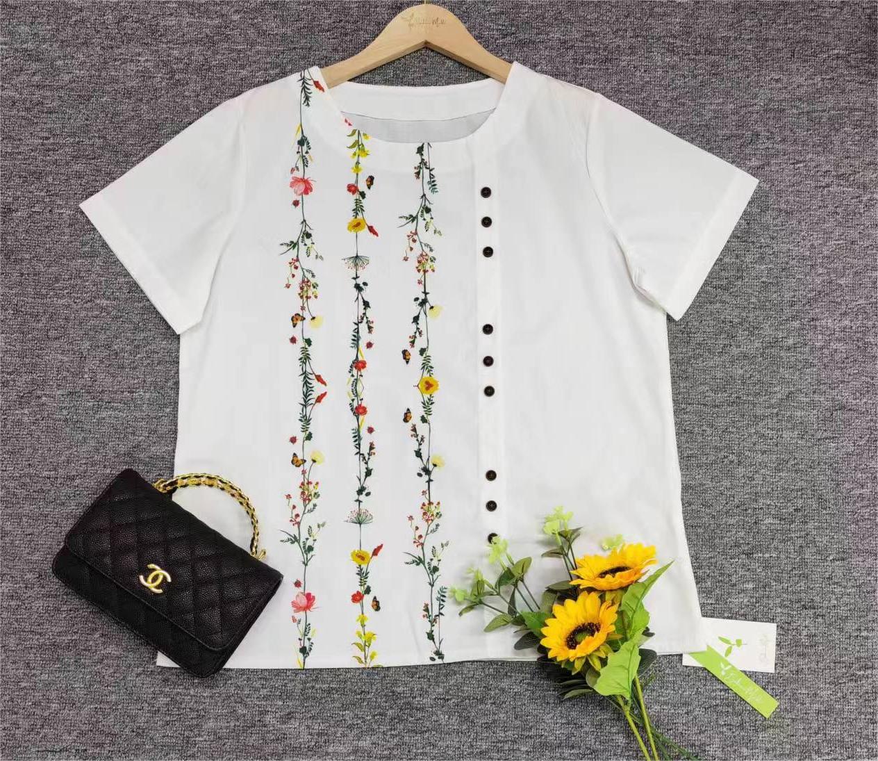 FallStil® - White Floral Vine Short Sleeve Round Neck Top