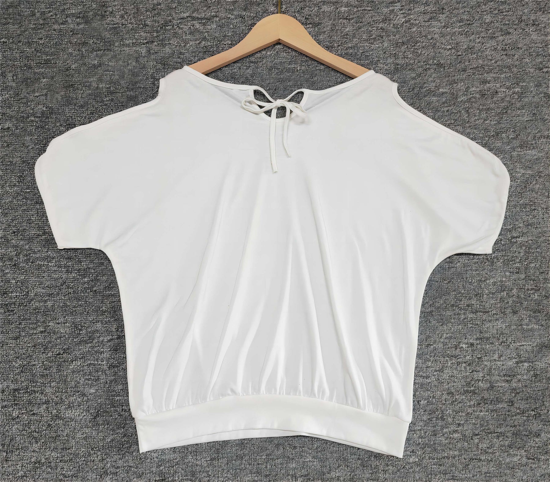 PureWear® - Simple white round neck top