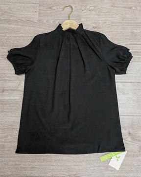 FallStil® - Black pleated top with split sleeves