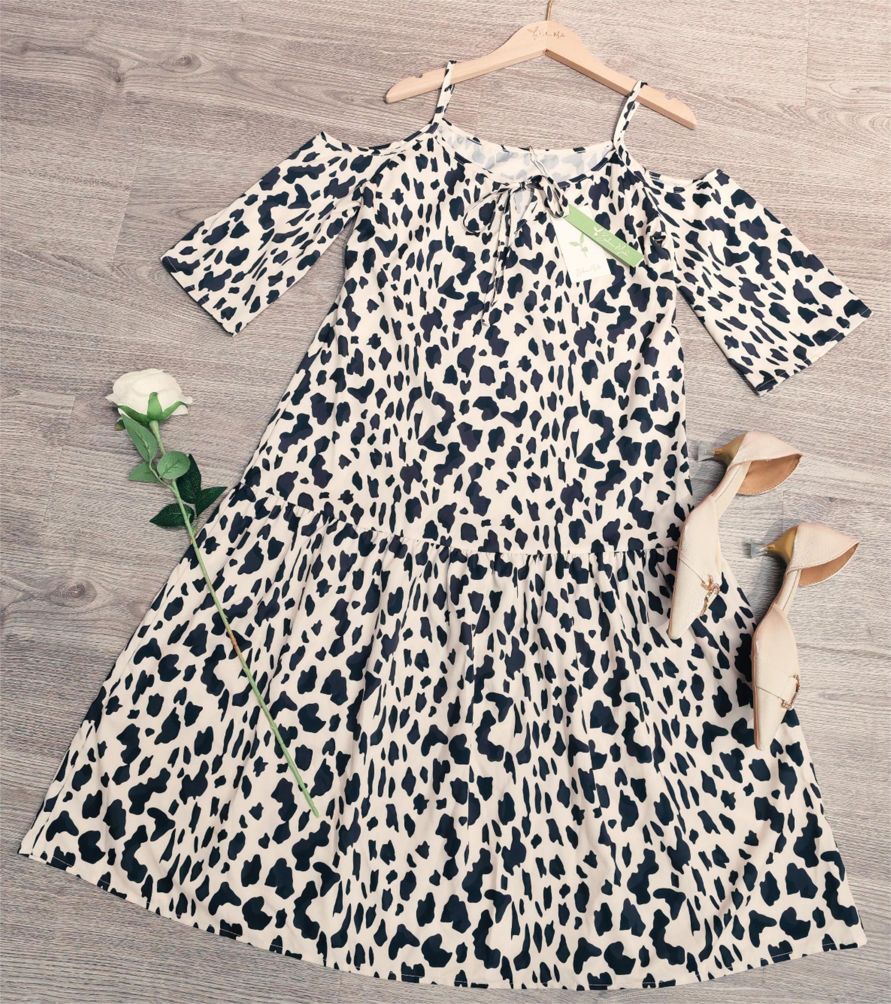 BlütenBliss® - Ready to Pounce dress with cheetah print