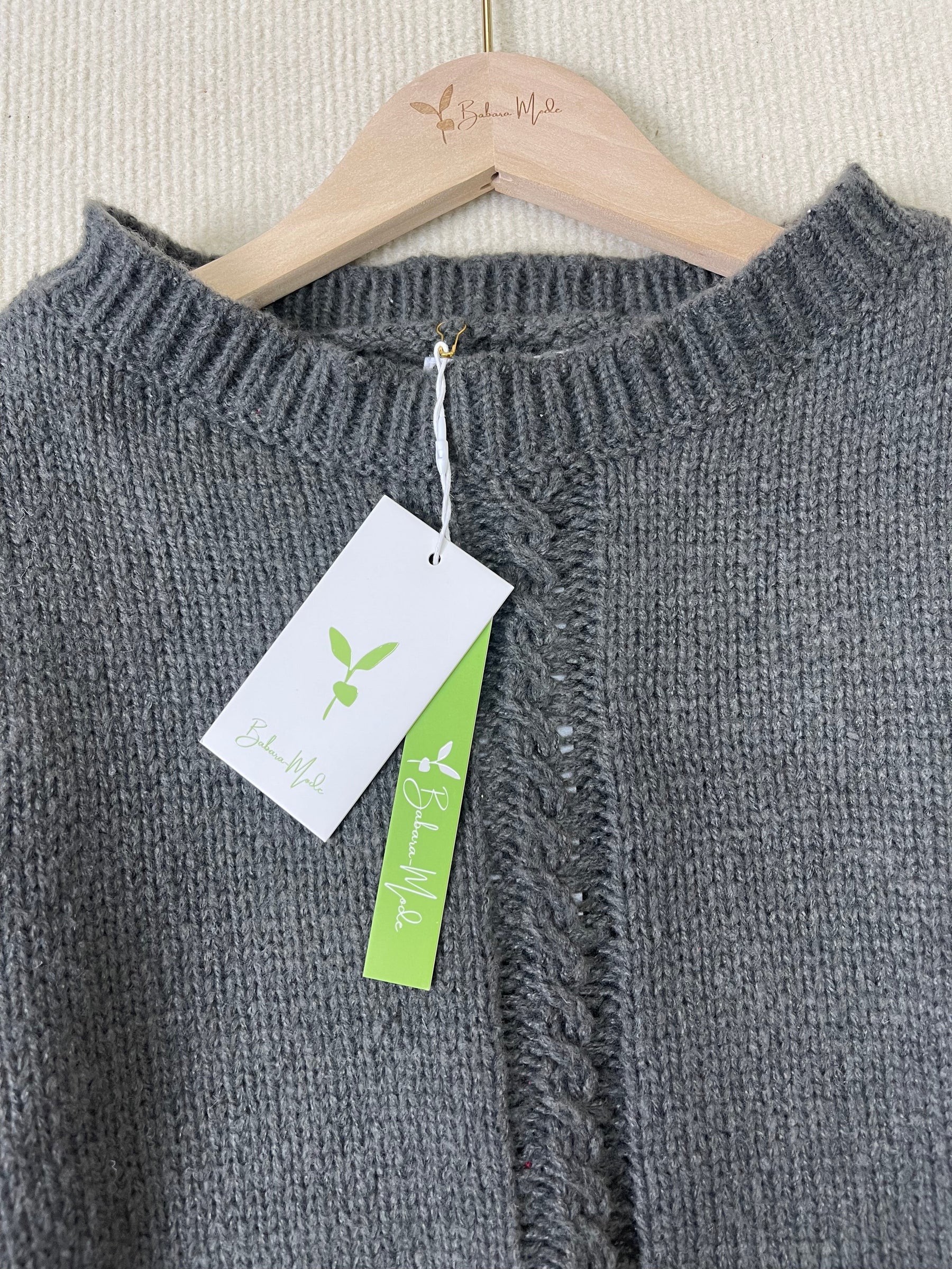 Naturlux® - Simple long-sleeved sweater with round neck