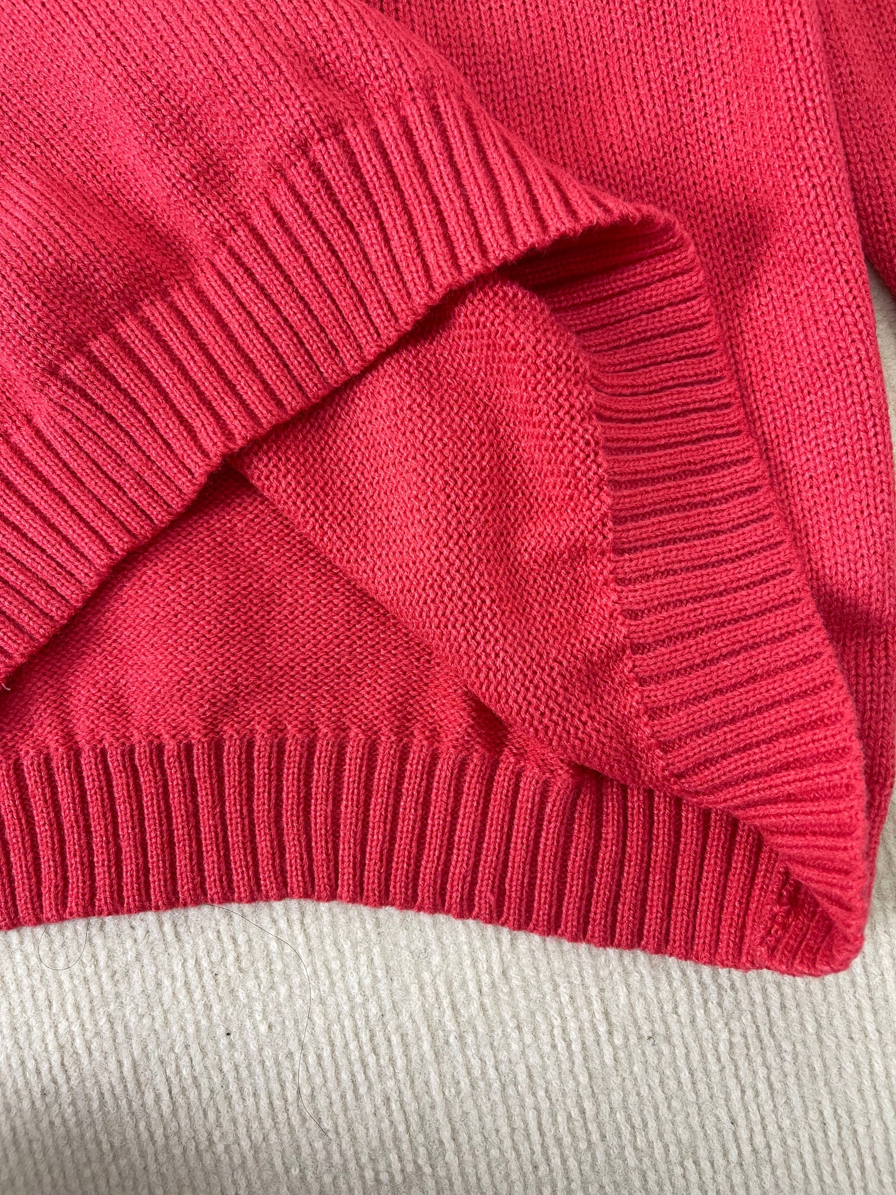 WinterStil® - Solid red sweater with V-neck for a good mood