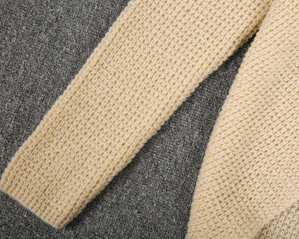 Monci® - Plain turtleneck sweater in apricot