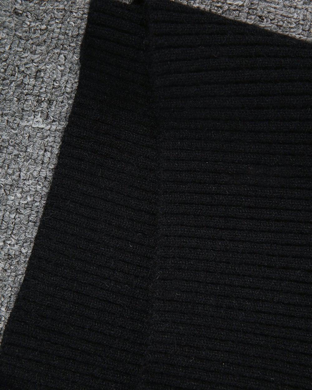 Monci® - Black plain long-sleeved sweater with high neck