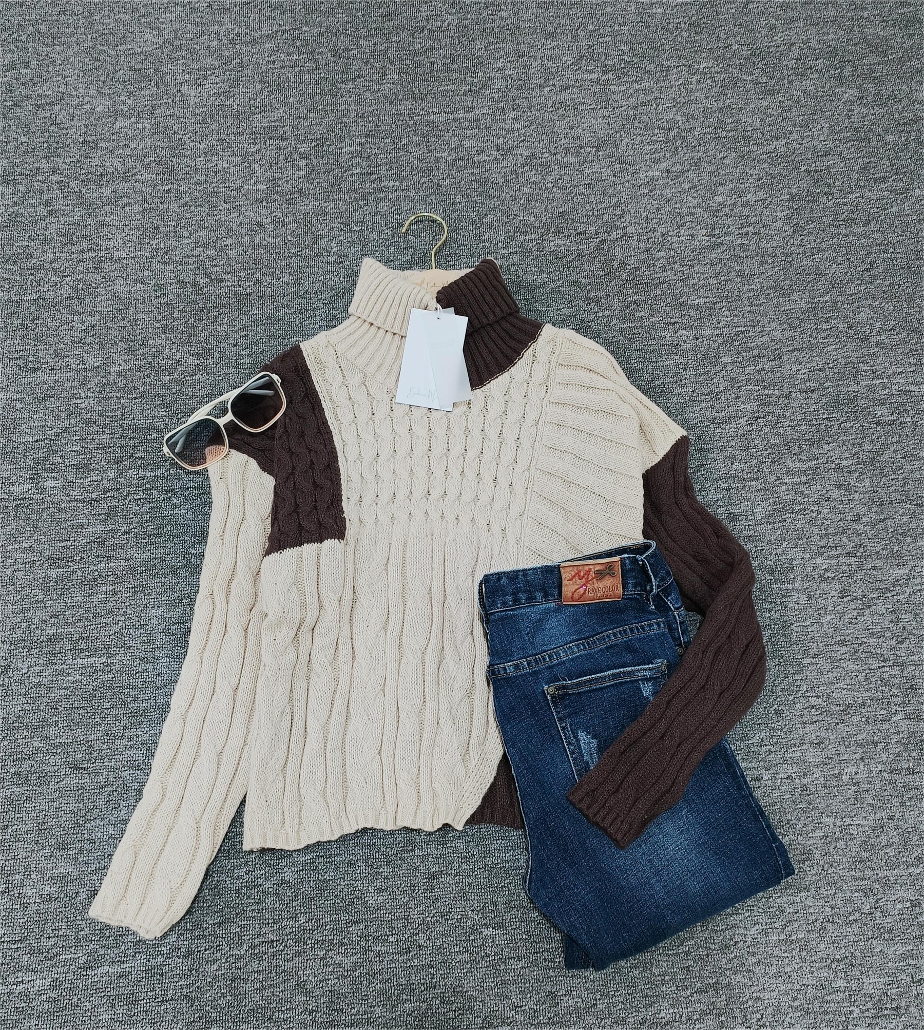 HerbstTrend® - Coffee-colored sweater with high neckline