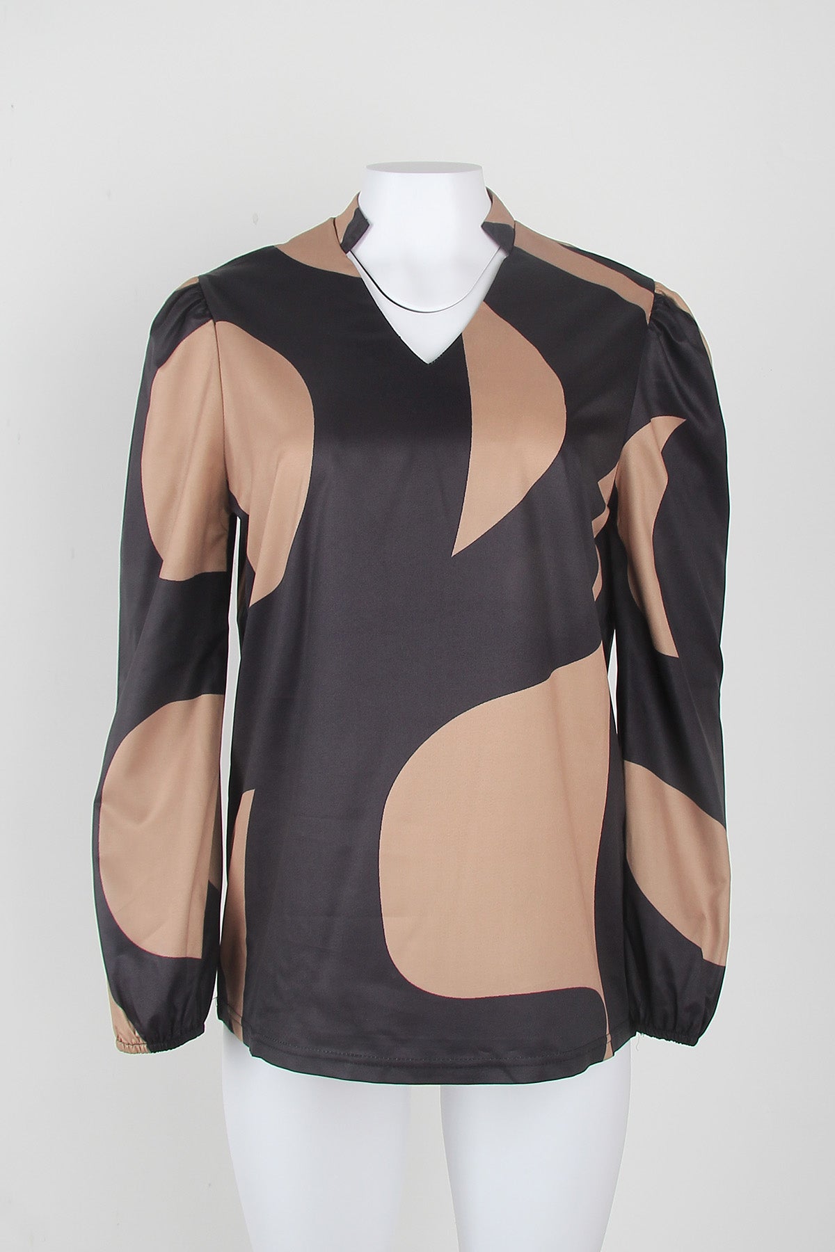 SpringStil® - Long-sleeved top with retro print