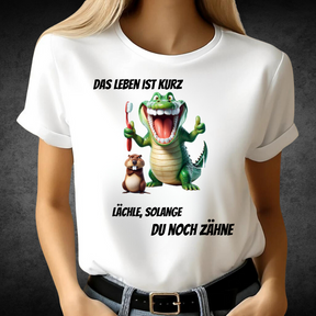 Krokodil & Hamster Shirt | Lustiges Statement | Humorvolles Design für Zahnliebhaber | Baumwoll-T-Shirt für kalte Tage