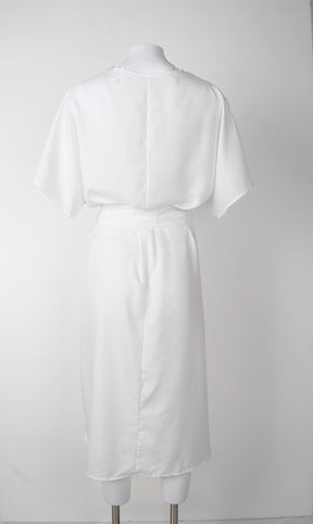 SpringStil® - Modern white midi dress with V-neck