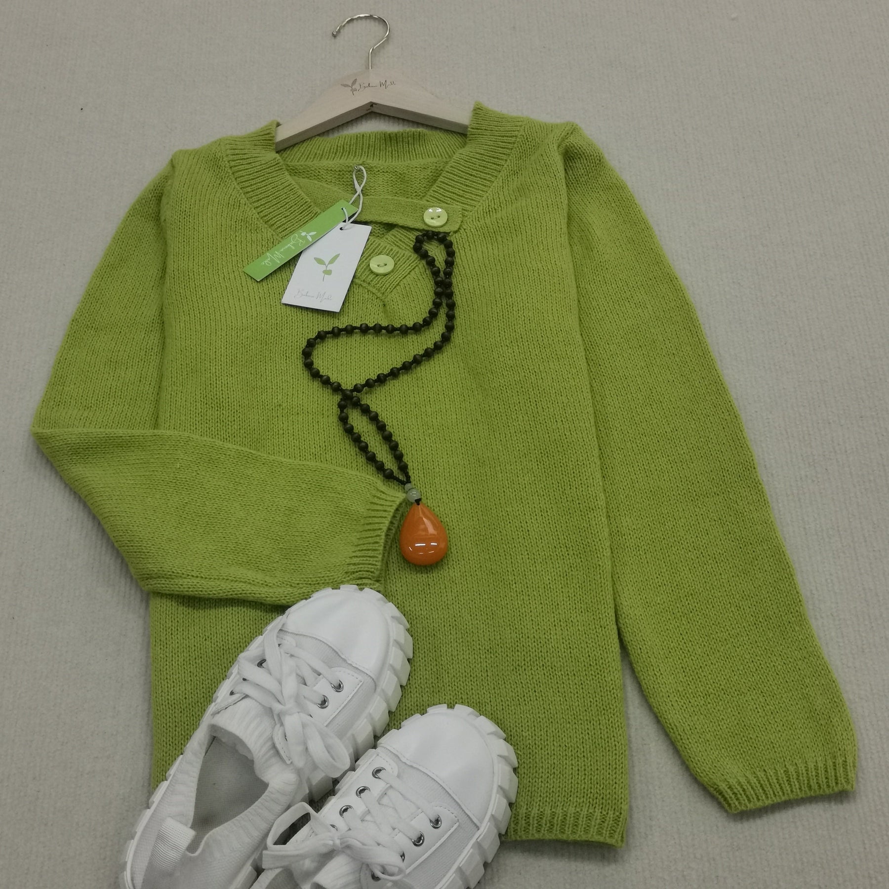 HerbstTrend® - Green plain V-neck sweater