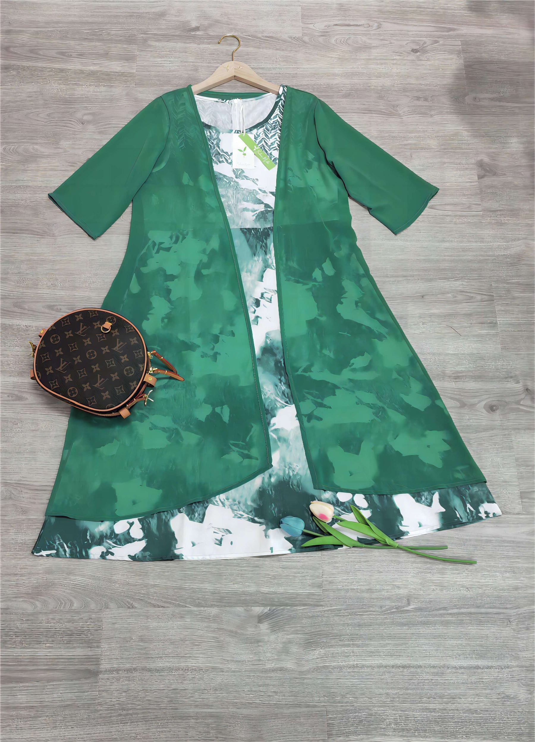 FallStil® - Green two-piece dress with floral pattern