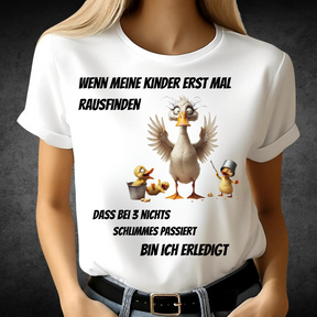 Enten-Mama Chaos | Lustiges Statement Shirt | Humorvolles Design für Eltern | Perfekt für den Winter