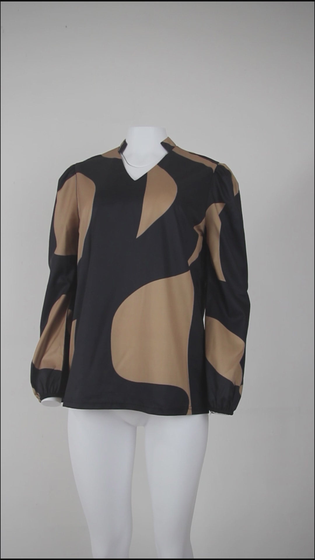 SpringStil® - Long-sleeved top with retro print